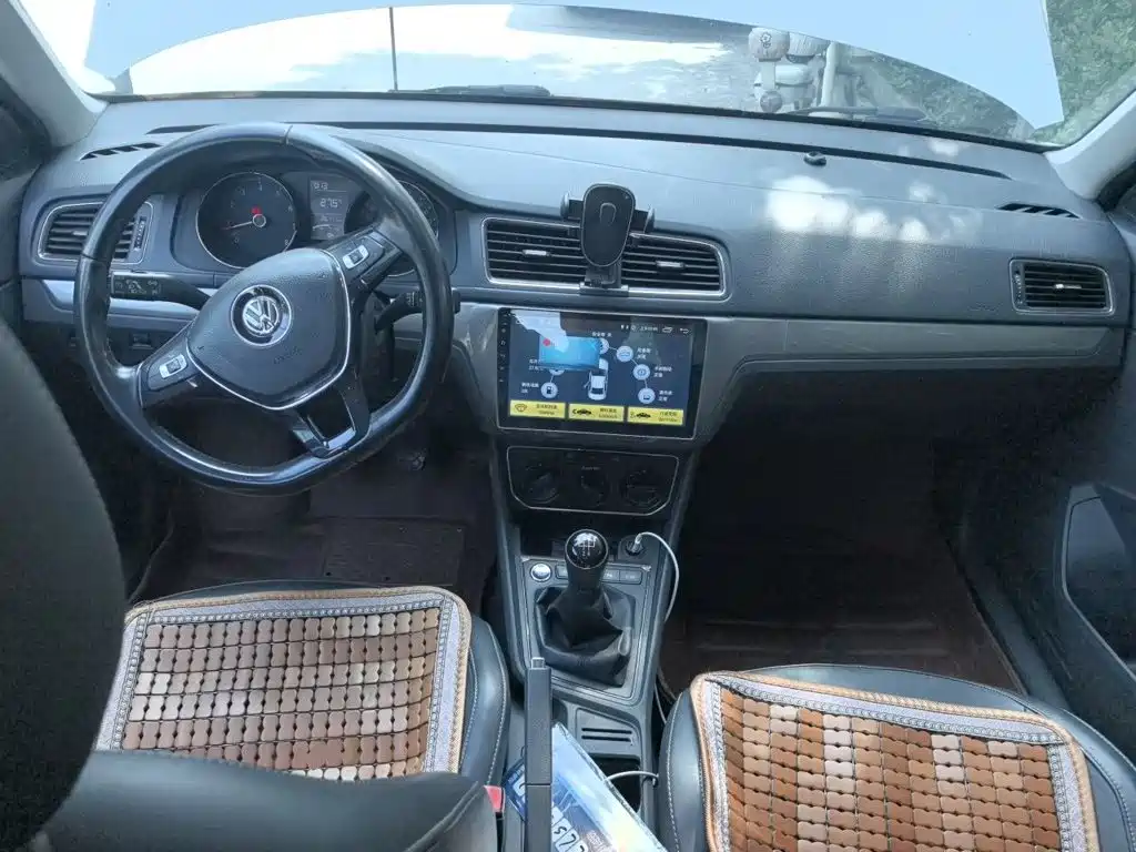 Volkswagen Lavida — миниатюра 10