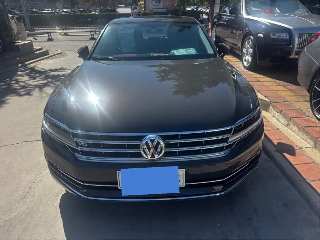 Volkswagen Phideon — миниатюра 2