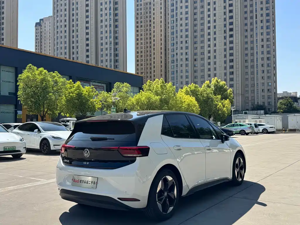Volkswagen ID.3 — миниатюра 4