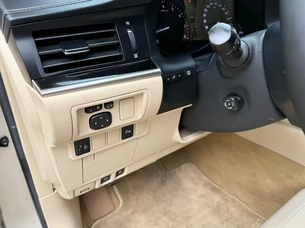 Lexus ES — миниатюра 19