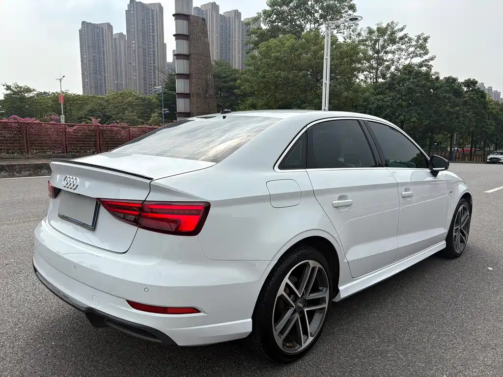 Audi A3 — миниатюра 4