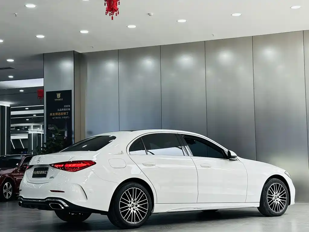 MERCEDES-BENZ C CLASS