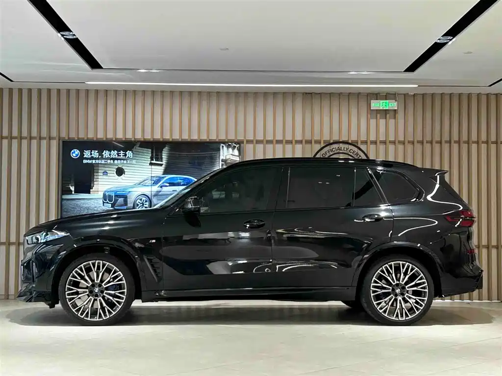 BMW X5 2026 xDrive 40Li Premium M Sport