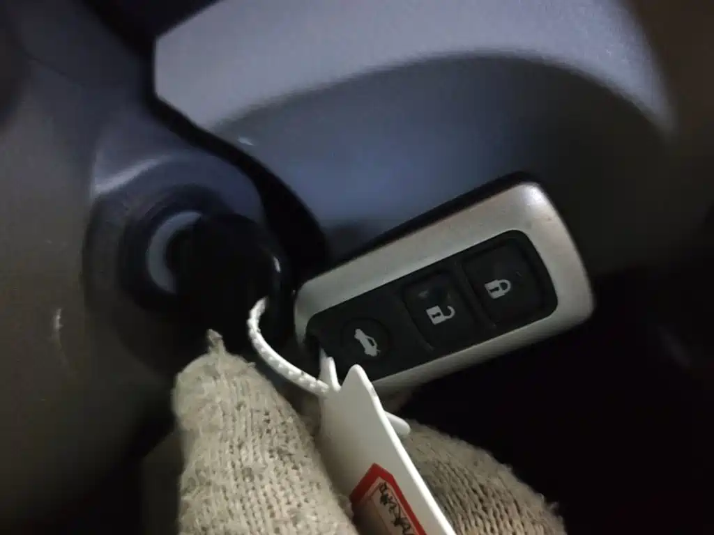 Toyota Camry — миниатюра 9