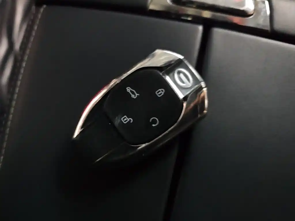GAC Motor Trumpchi GS8 — миниатюра 9