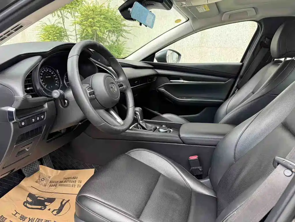 Mazda 3 Axela — миниатюра 7