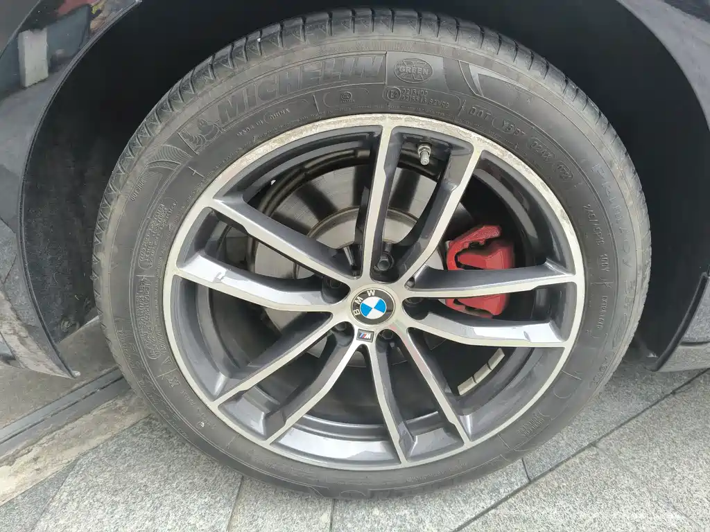 BMW 5 Series — миниатюра 25