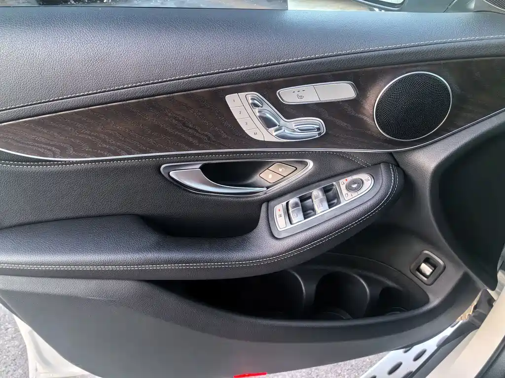 Mercedes-Benz GLC — миниатюра 14