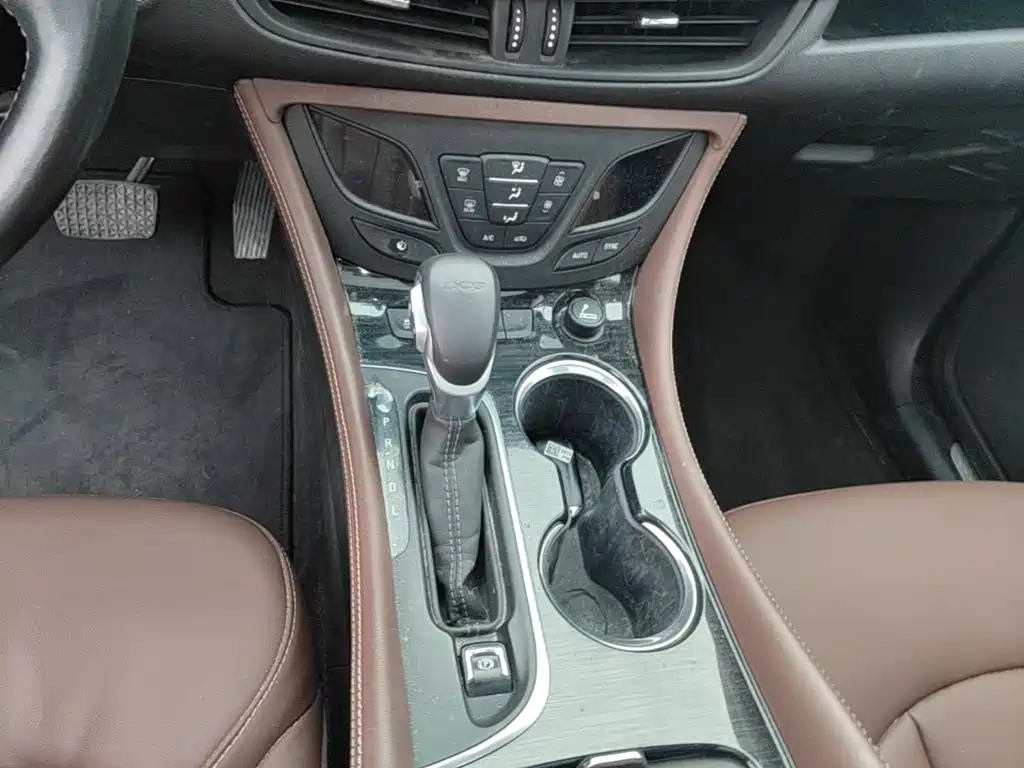 Buick Envision Plus — миниатюра 14
