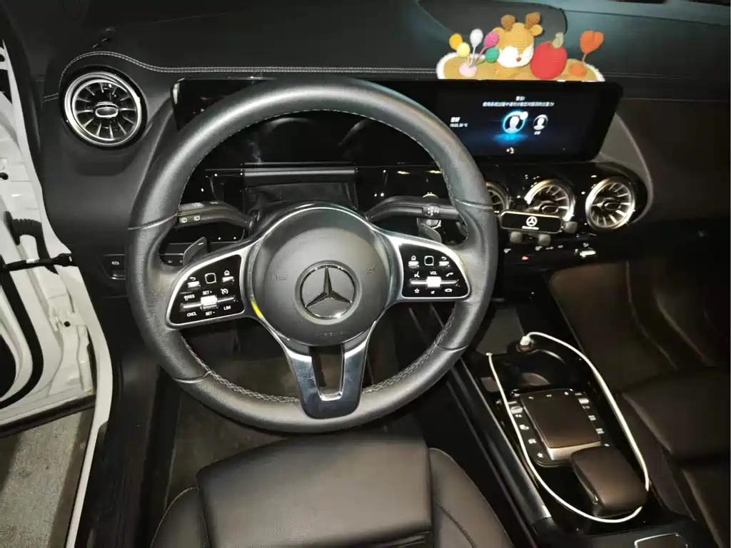 Mercedes-Benz GLA — миниатюра 4