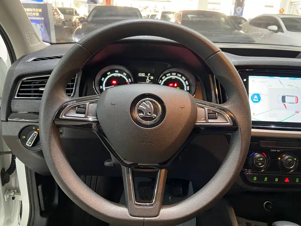 Skoda Kamiq — миниатюра 18