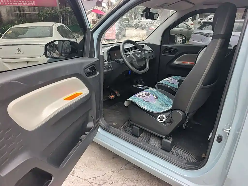 Wuling MINIEV — миниатюра 16