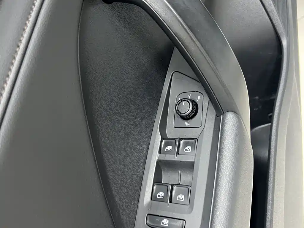 Volkswagen Tharu — миниатюра 13