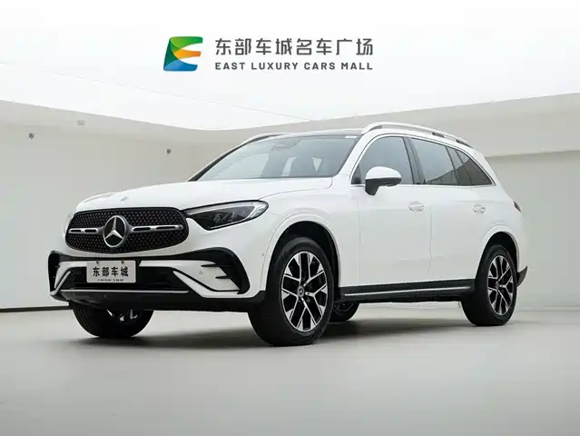 2023 Mercedes-Benz GLC