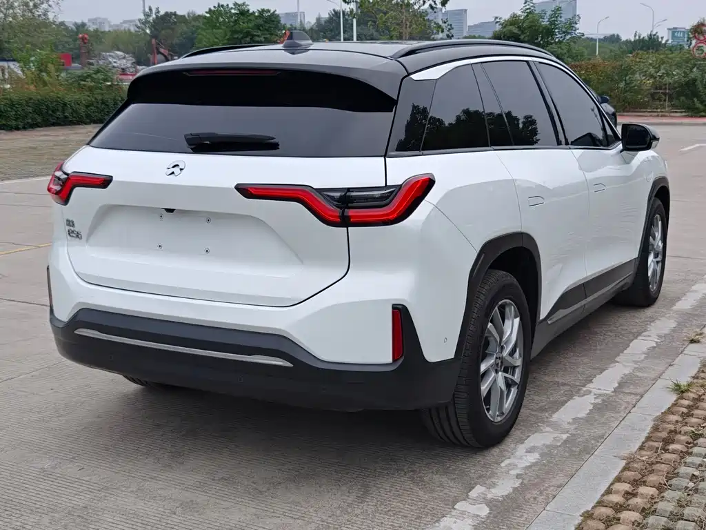 NIO ES6 — миниатюра 7