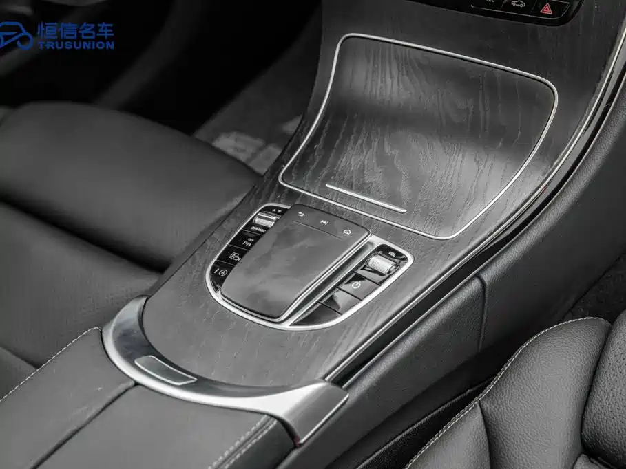 Mercedes-Benz C-Class — миниатюра 19
