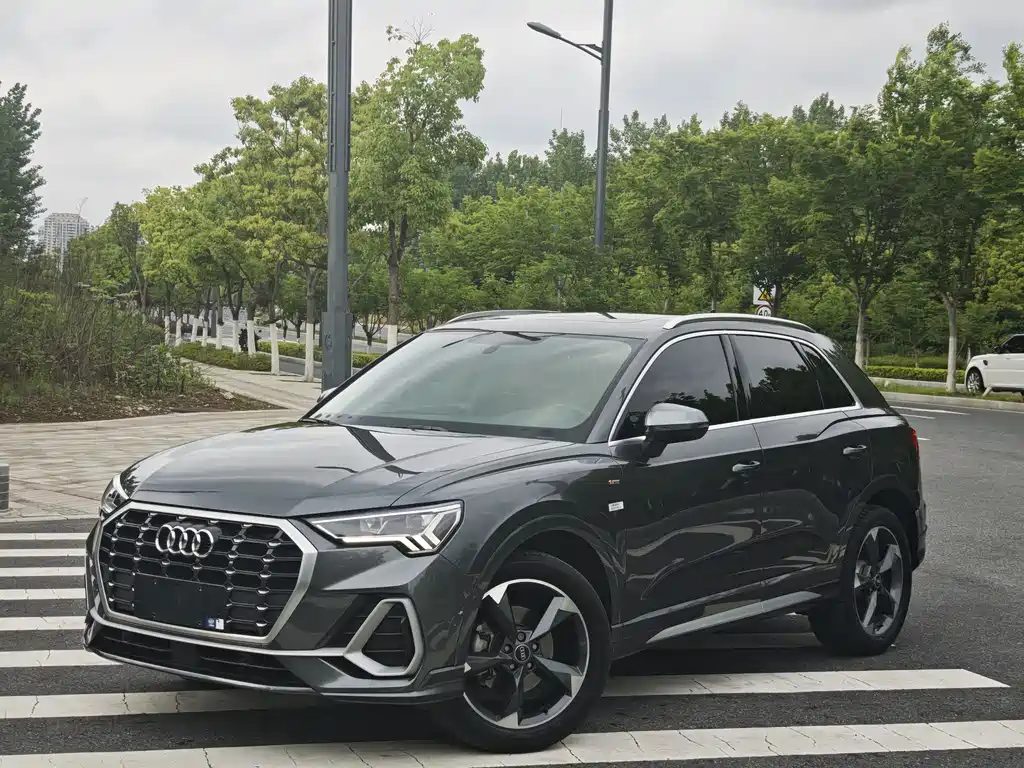 Audi Q3 2023