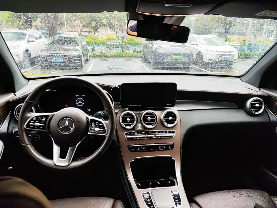 Mercedes-Benz GLC — миниатюра 4
