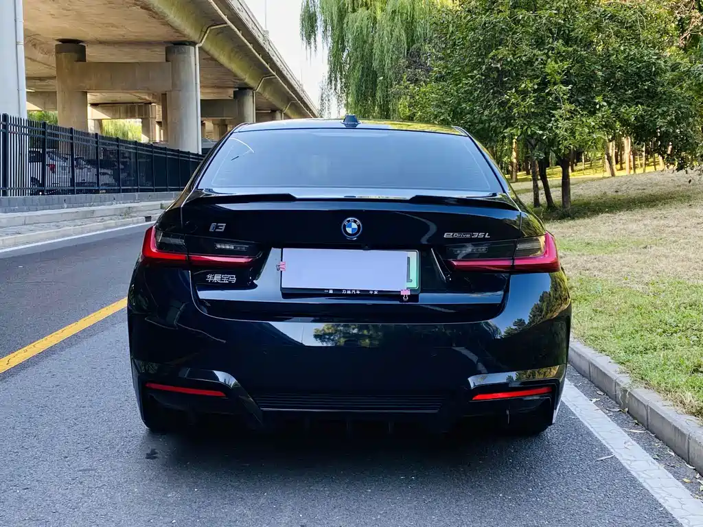 BMW i3 — миниатюра 16