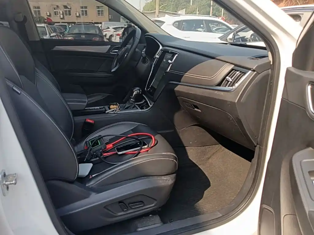 Roewe RX5 — миниатюра 25