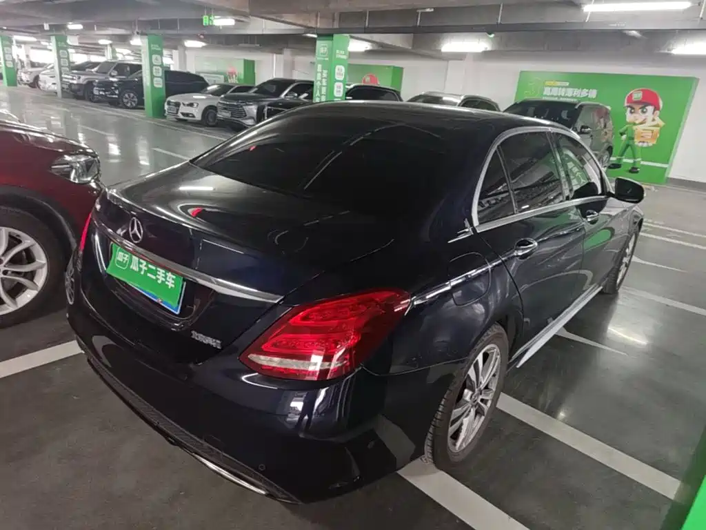 Mercedes-Benz C-Class — миниатюра 4