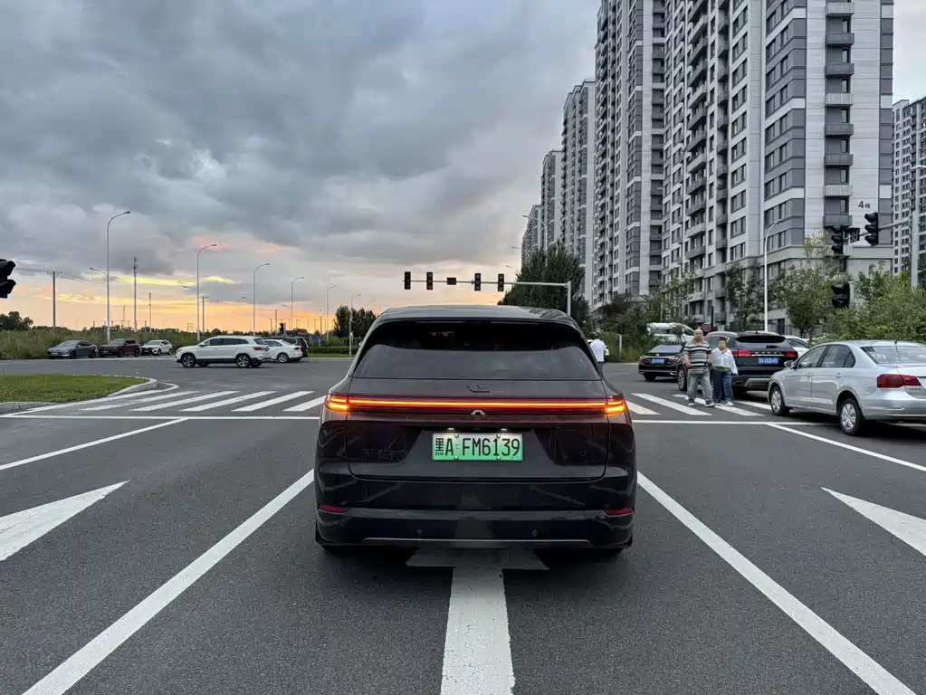 Li Auto Li L7 — миниатюра 4