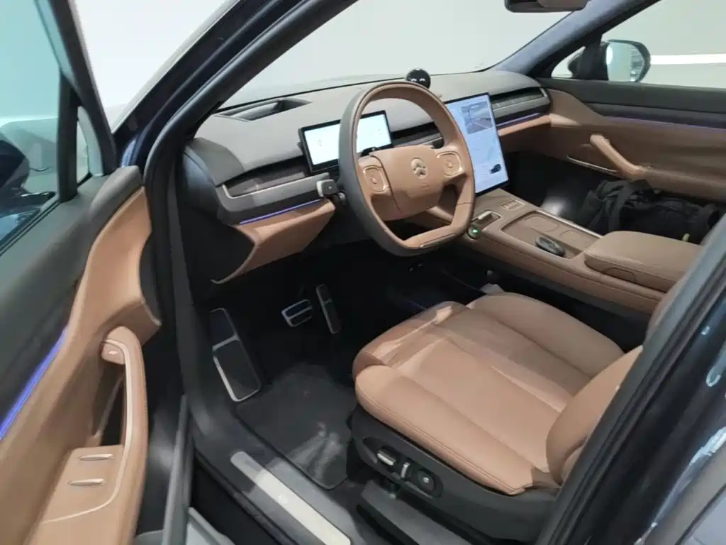 NIO ES8 — миниатюра 16
