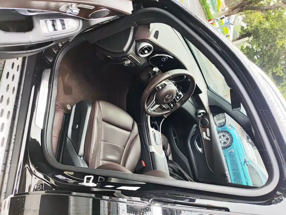 Mercedes-Benz GLC — миниатюра 8