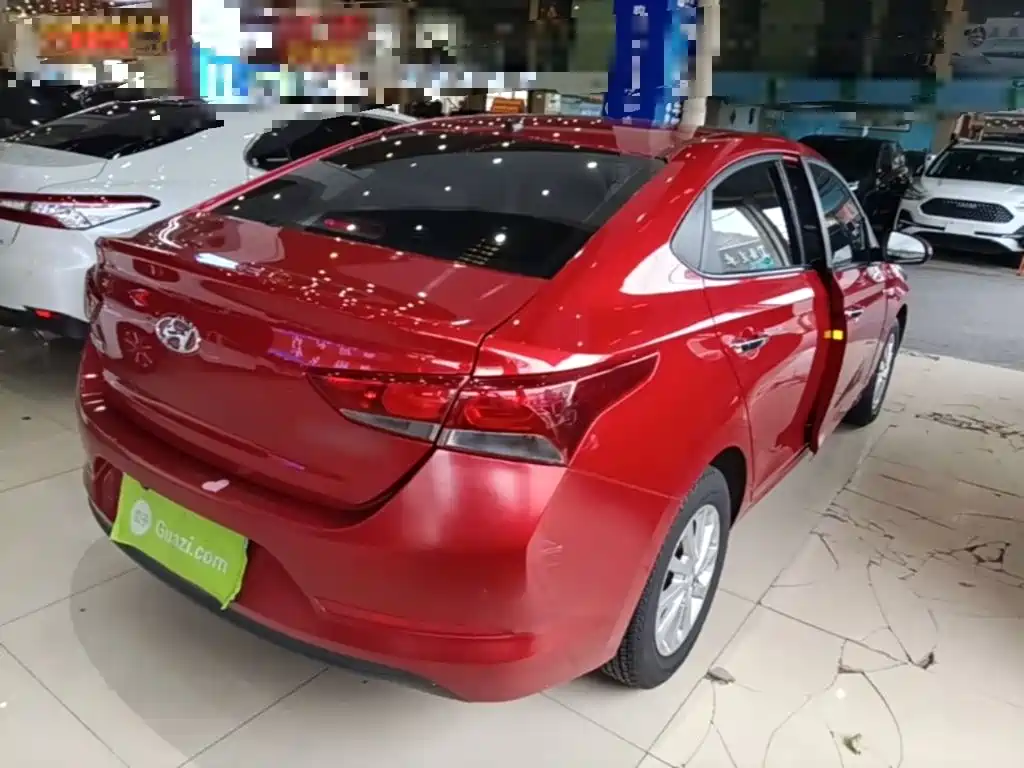 Hyundai Verna — миниатюра 7