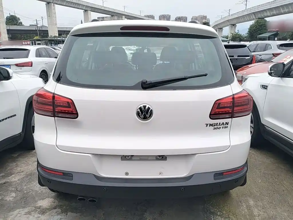 Volkswagen Tiguan — миниатюра 6