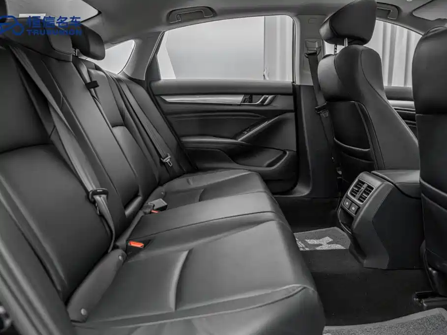 Honda Accord — миниатюра 16