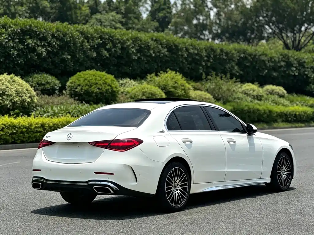 Mercedes-Benz C-Class — миниатюра 19