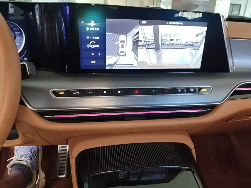 Hongqi Hongqi H9 — миниатюра 13