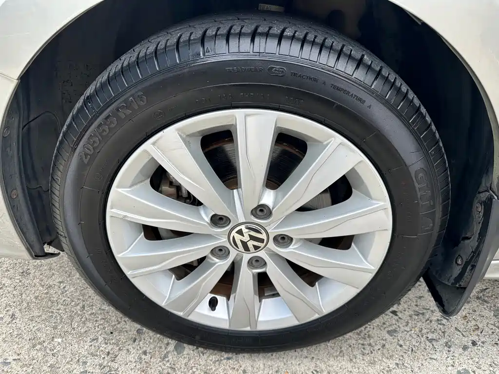 Volkswagen Sagitar — миниатюра 10