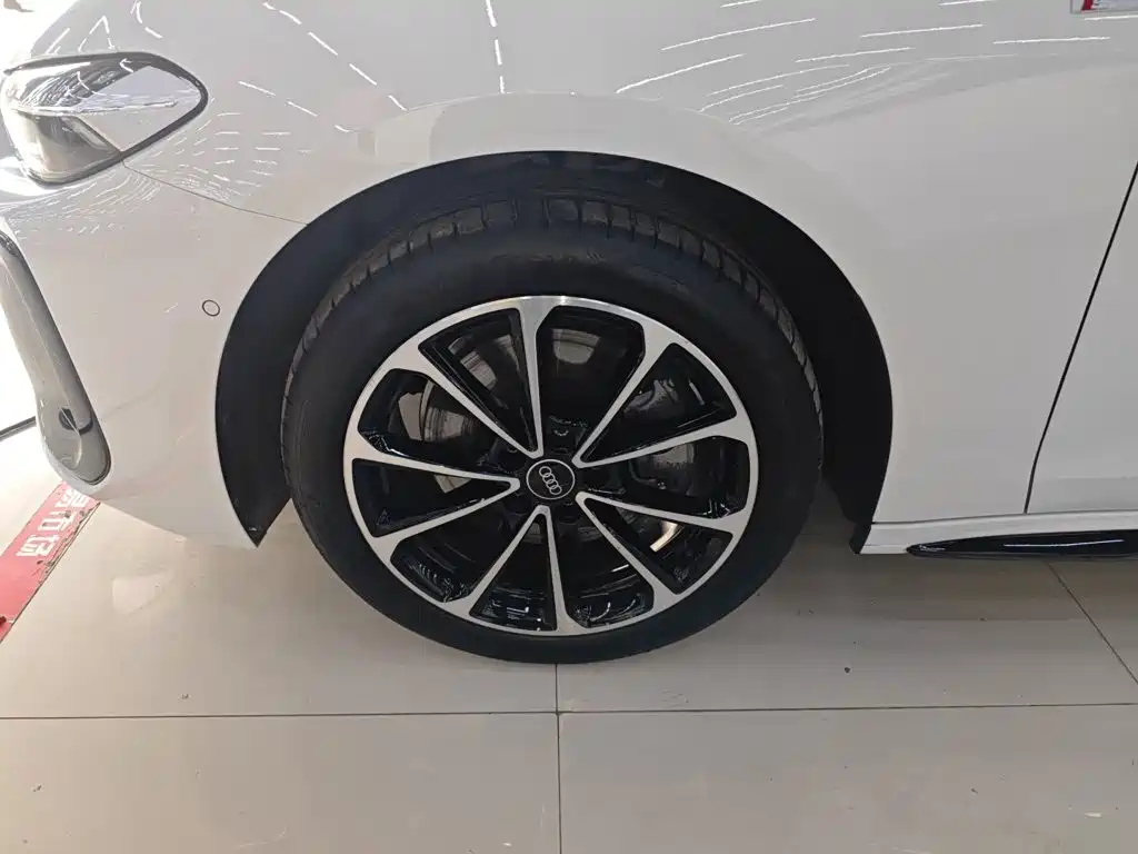 Audi A5L — миниатюра 25