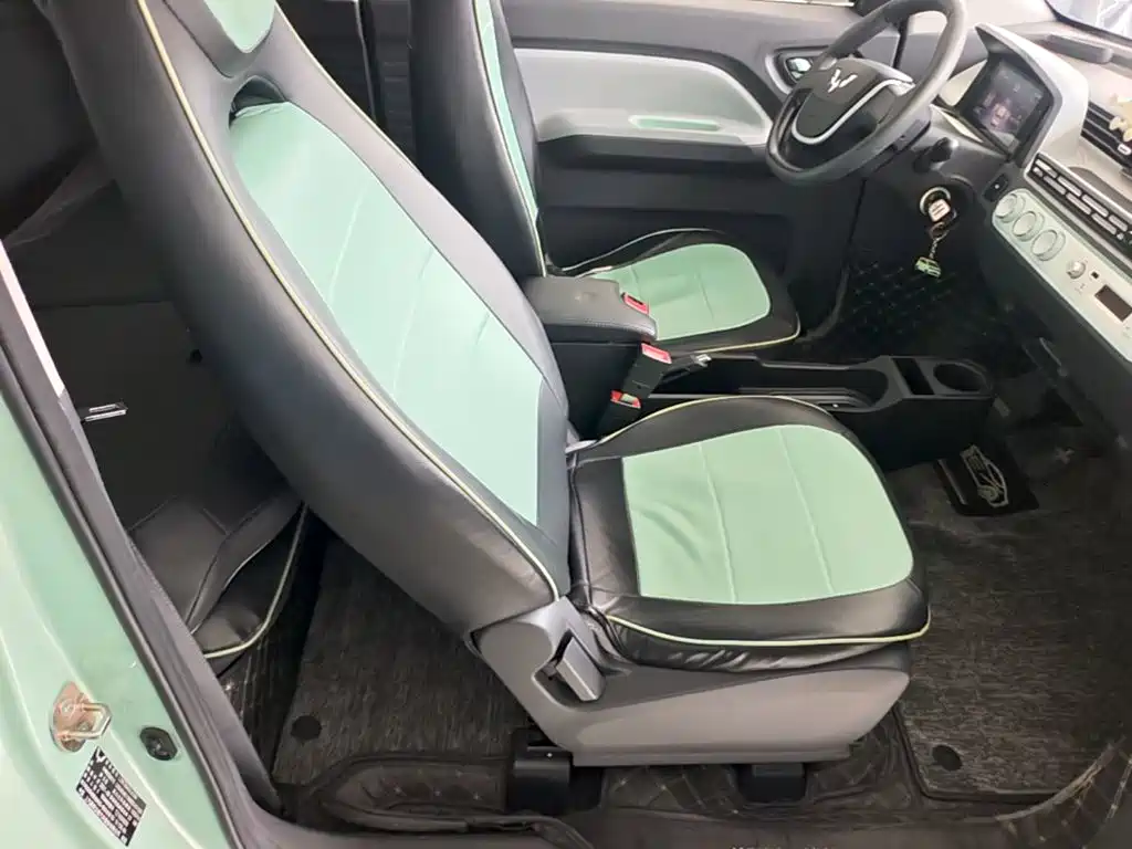 Wuling MINIEV — миниатюра 25