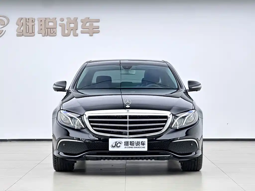Mercedes-Benz E-Class — миниатюра 2