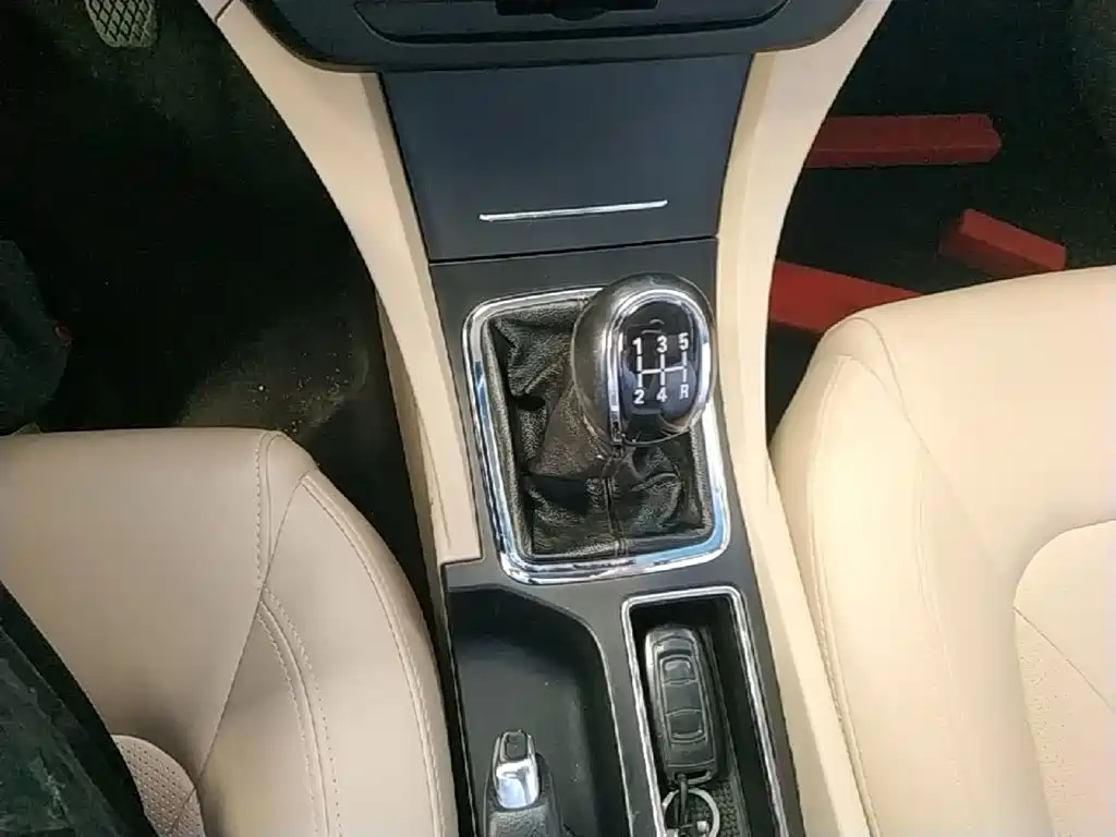 Geely Emgrand — миниатюра 14