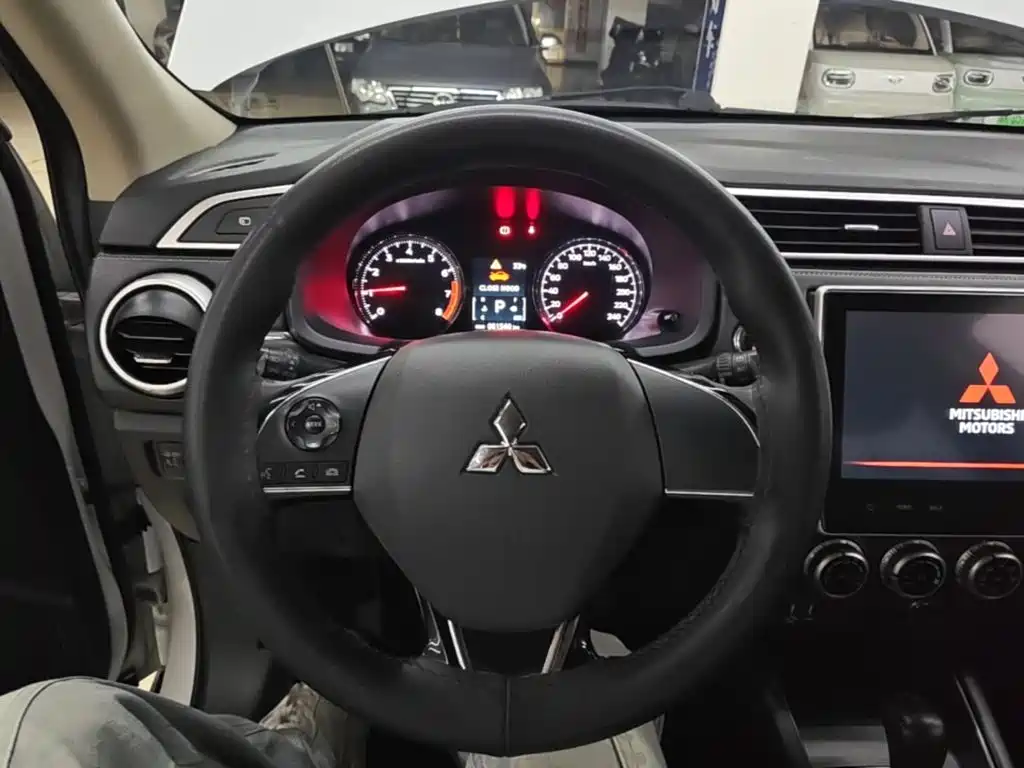 Mitsubishi ASX — миниатюра 11