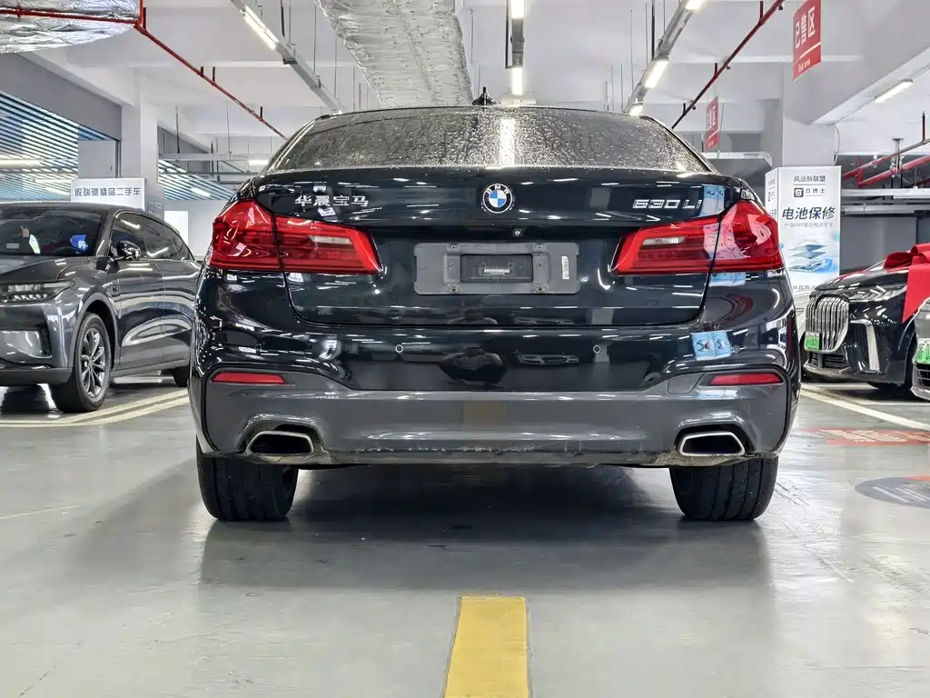 BMW 5 Series — миниатюра 17