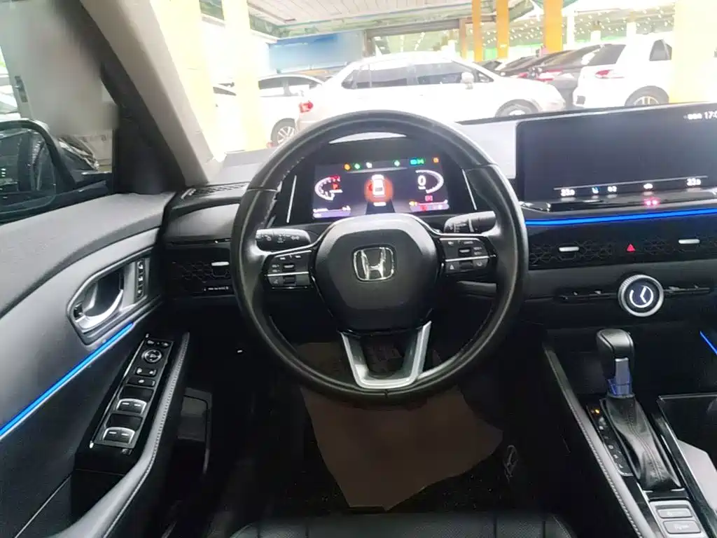 Honda Accord — миниатюра 11