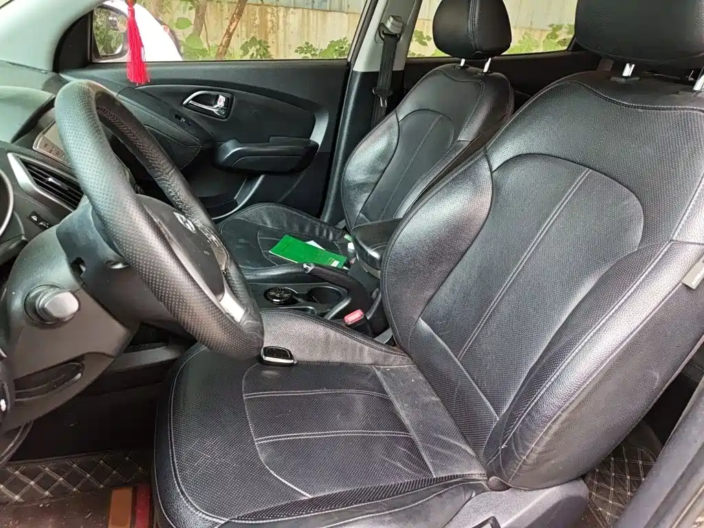 Hyundai BAIC Hyundai ix35 ix35 2013 2.0L AT GLS IV
