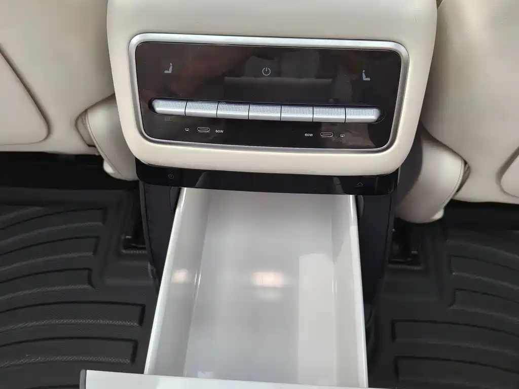 Li Auto Li L9 — миниатюра 19