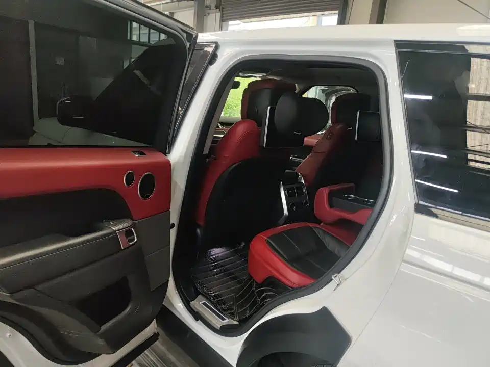 Land Rover Range Rover Sport 2021 3.0 L6 SE
