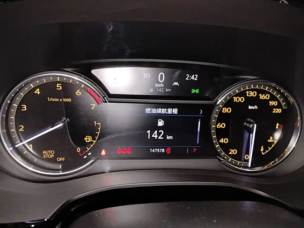 Cadillac XT6 — миниатюра 12