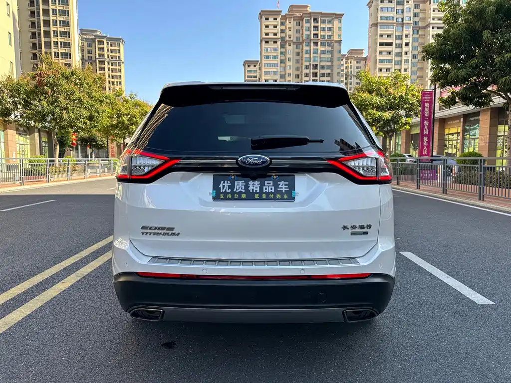 Ford Edge — миниатюра 7
