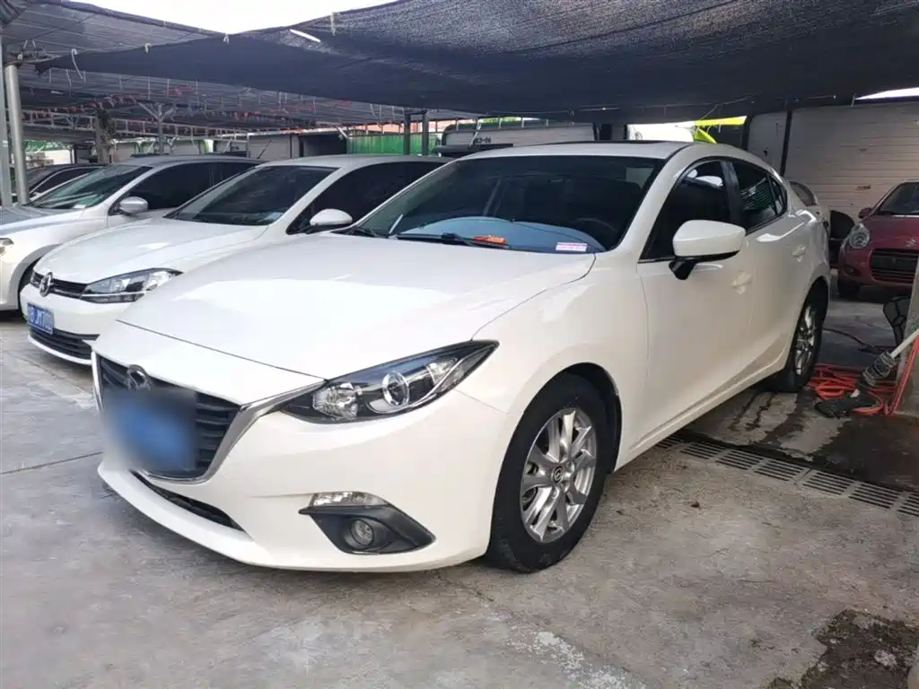 Mazda 3 Axela 2015