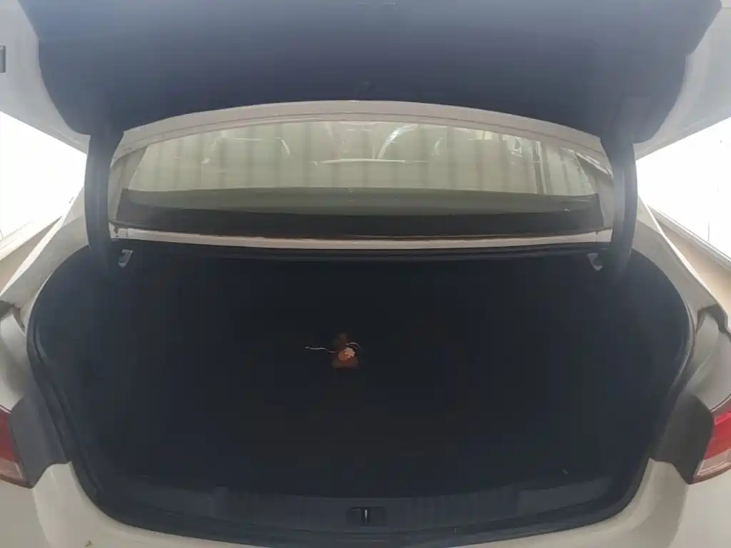 Buick Verano — миниатюра 19