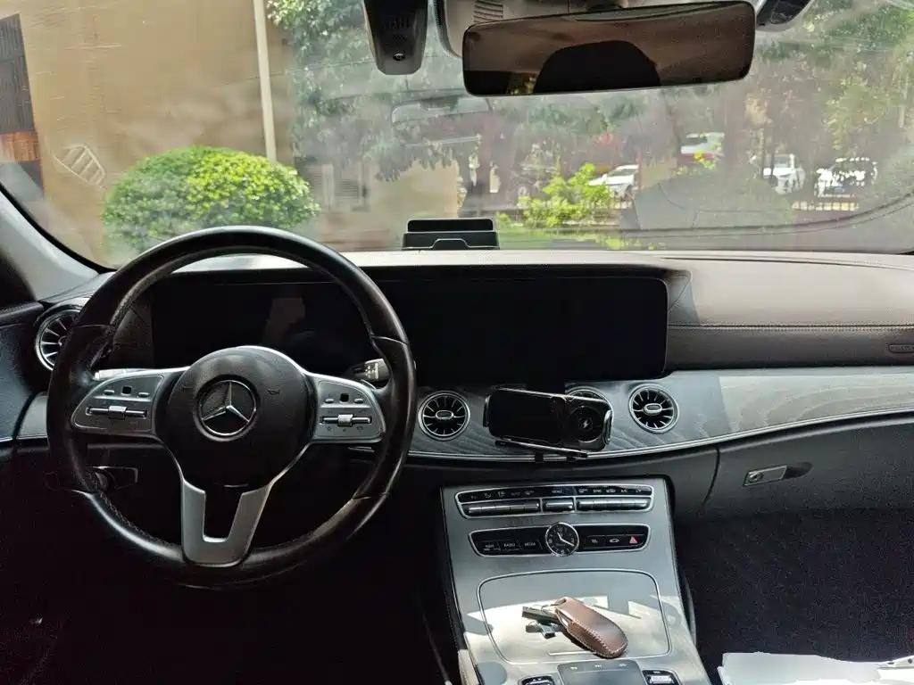 Mercedes-Benz CLS — миниатюра 5