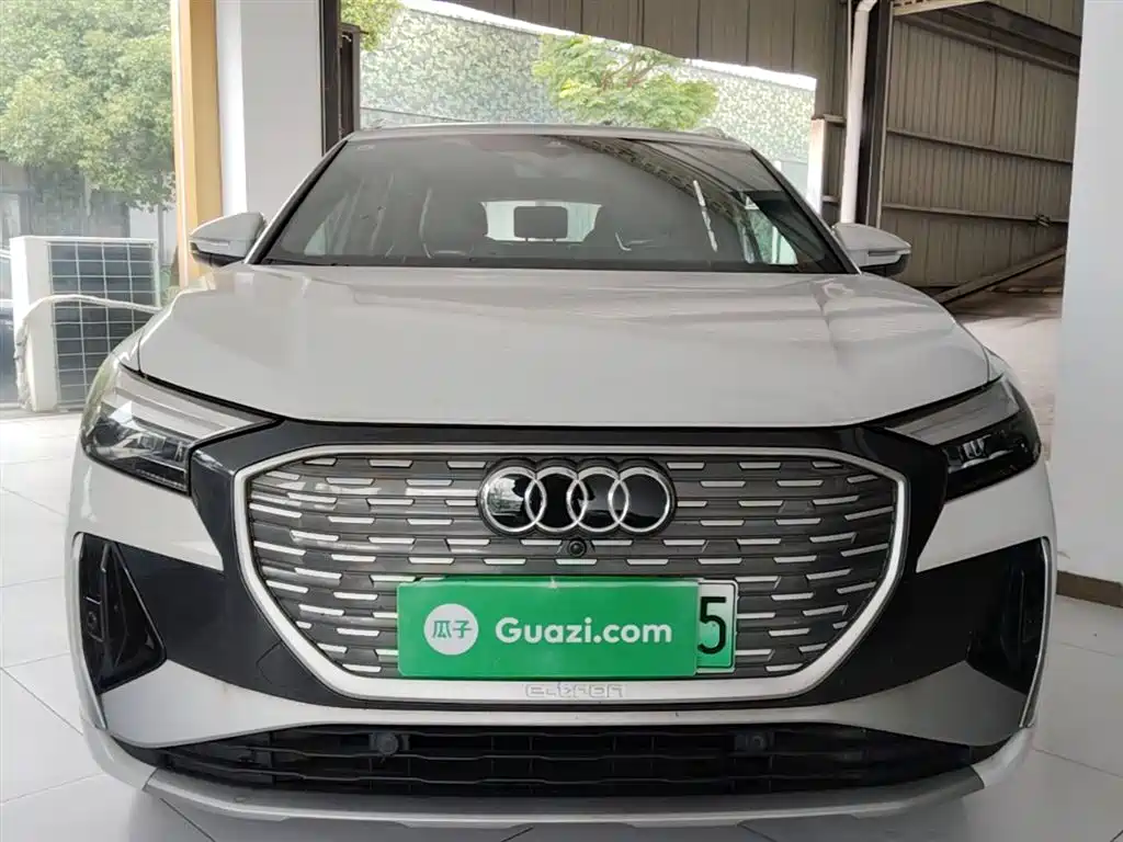 Audi Q4 e-tron 2024 40 e-tron